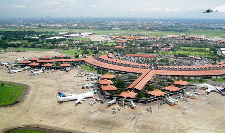 Bandara Soekarno Hatta.