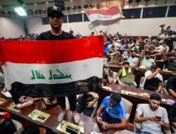 parlemen irak kacau