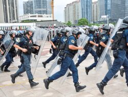 ilustrasi polisi china