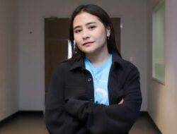 Prilly Latuconsina jadi dosen Prilly Latuconsina jadi dosen