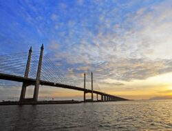 Ilustrasi jembatan indonesia malaysia