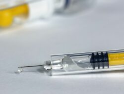 injeksi vitamin