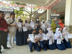 SMPN 10 Depok kacamata