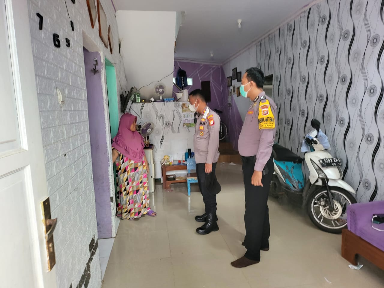 Rumah neneng dibobol maling