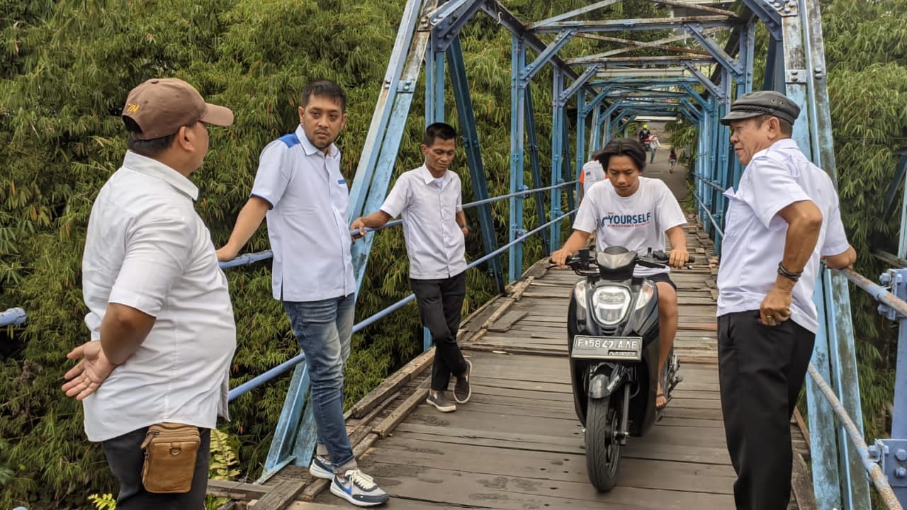 Perbaikan jembatan Ledeng di Bogor