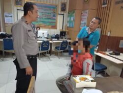 Foto oknum guru yang diduga melakukan aksi pelecehan seksual kepada muridnya diamanamkan Kepolisian. (Foto: Ibnu)