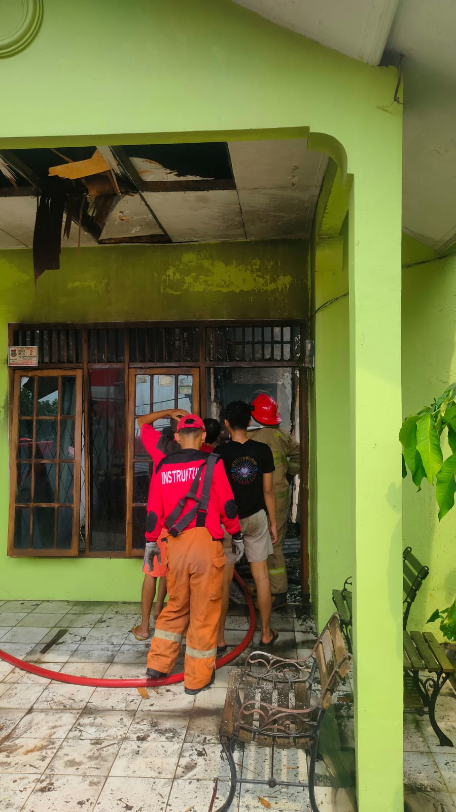 Rumah di Kab Tangerang yang terbakar diduga karena korsleting listrik. (Foto: Istimewa)