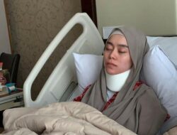 lesti kejora alami luka di leher