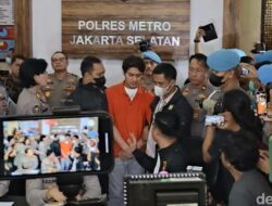 Rizky billar ditahan