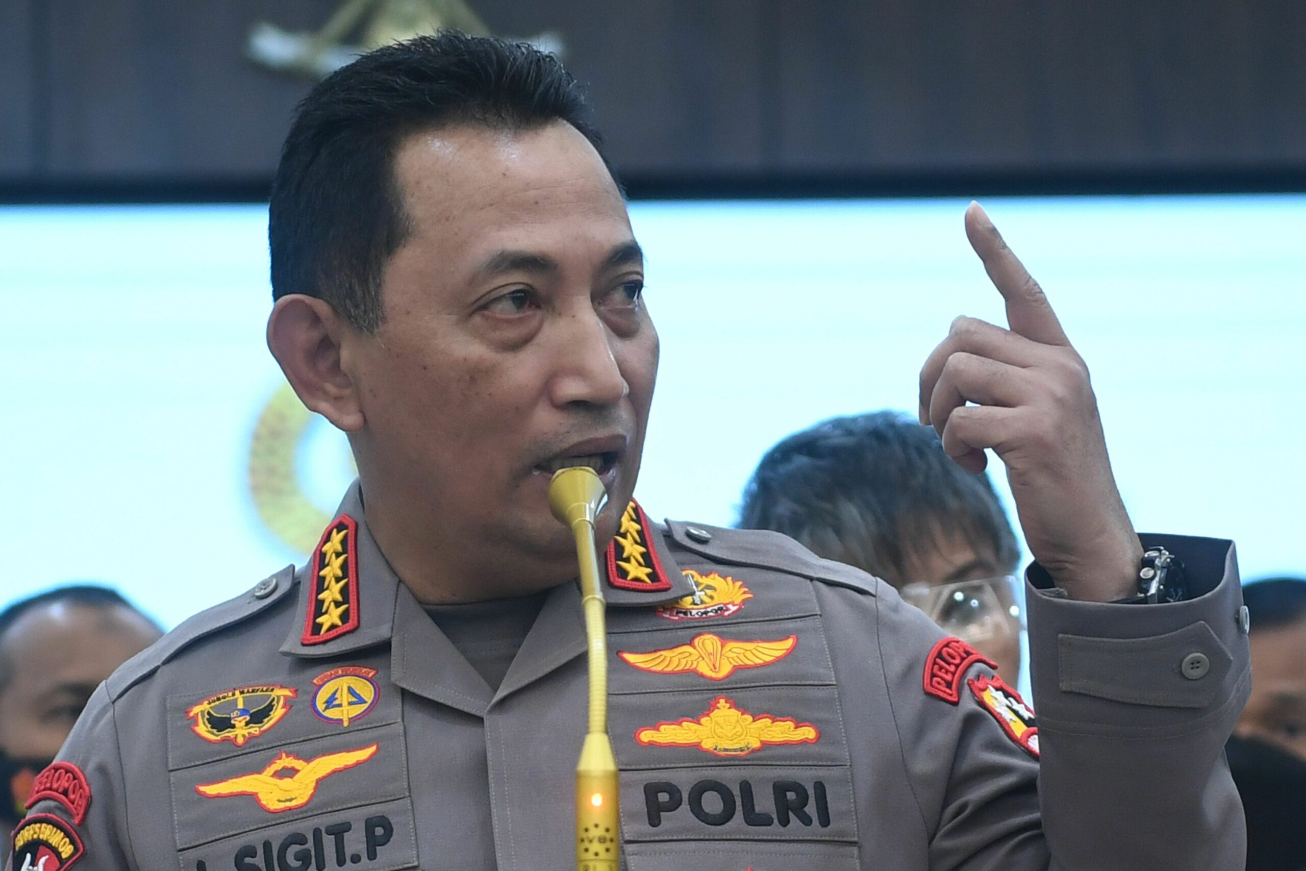 kapolri larang setoran