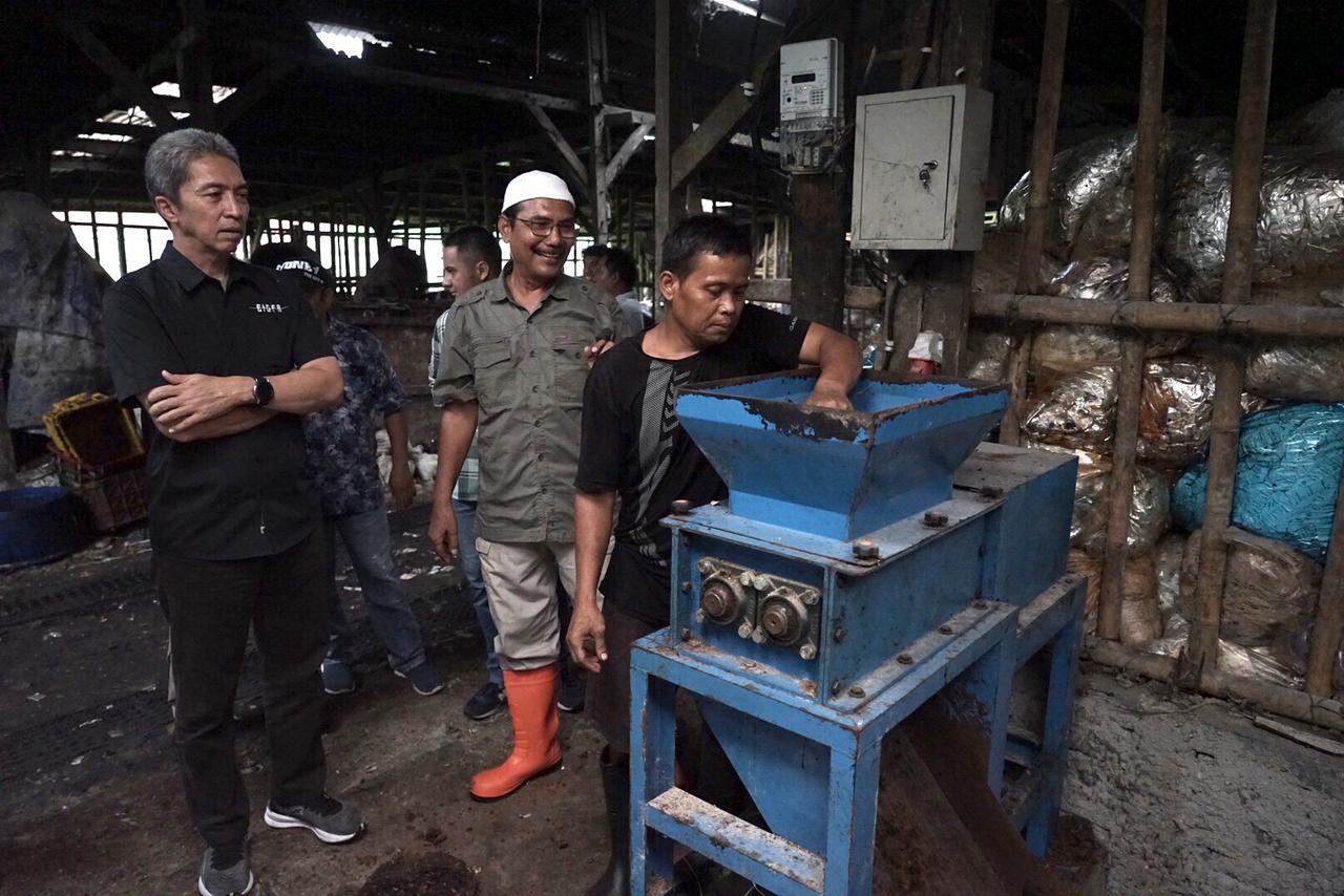 Wakil Wali Kota Bogor, Dedie A. Rachim saat mendatangi PT Fajar Sarana Niaga di Kecamatan Gunung Putri, Kabupaten Bogor (Foto: Istimewa)