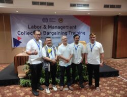 ILO menggelar acara pelatihan "Labor & Management Collective Bargaining Training". (foto: Ibnu Galansa) ILO menggelar acara pelatihan "Labor & Management Collective Bargaining Training". (foto: Ibnu Galansa)