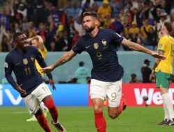 prancis menang besar
