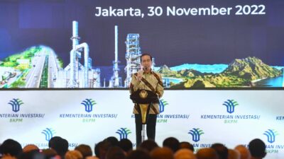 Presiden Jokowi saat berpesan soal investasi. (istimewa)