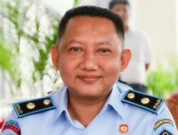 Ketua Timsus Dirjenpas Sohibur Rachman yang turun tangan periksa napi tipikor Samarinda. (Istimewa)