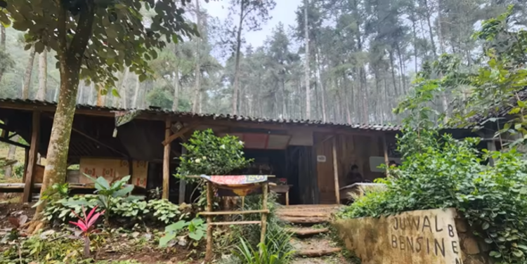 nikmati kopi di hutan mojokerto