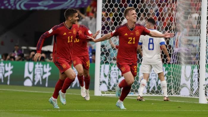 Spanyol tampil perkasa