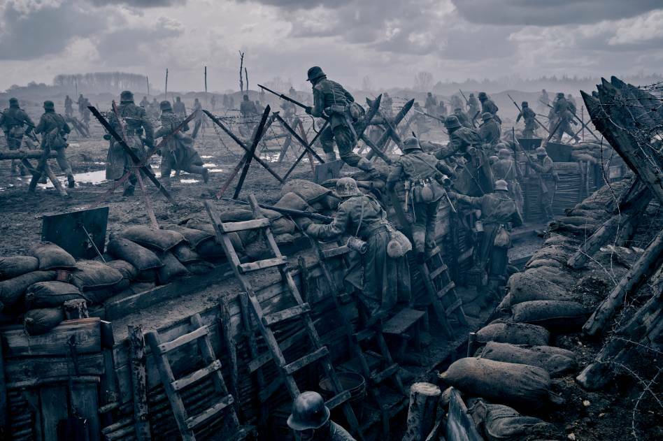 Film perang pilihan 13