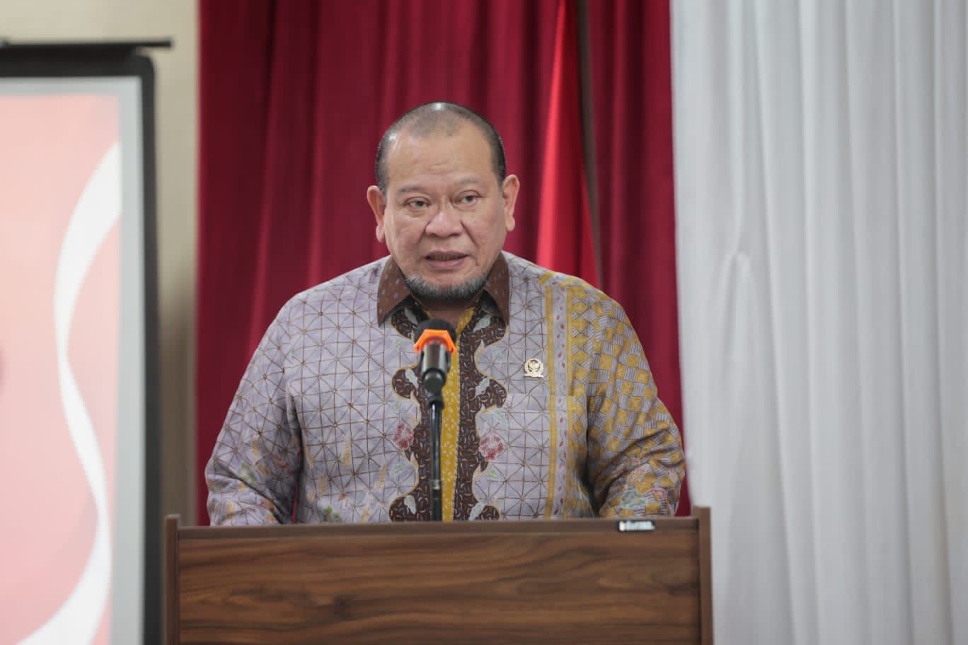 Ketua DPD RI LaNyalla meminta pemerintah siapkan lokasi pengungsian permanen untuk persiapan menghadapi bencana. (Istimewa)