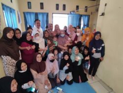 Dokter Spesialis Kulit dan Kelamin, Dr Raendi Rayendra kembali turun ke masyarakat untuk memberikan edukasi tentang kesehatan kulit. (Istimewa)