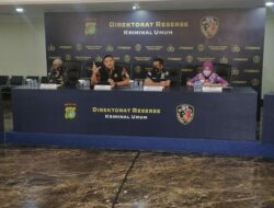 Polisi preskon kasus satu keluarga tewas di kalideres