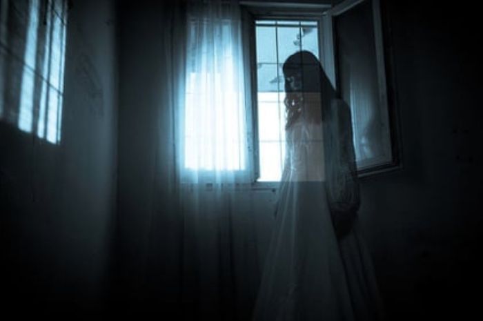 hantu secara sains