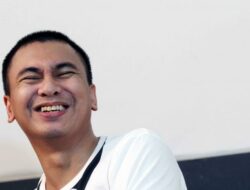 kalimat lucu Raditya Dika kalimat lucu raditya dika