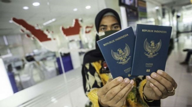 memperpanjang paspor di imigrasi