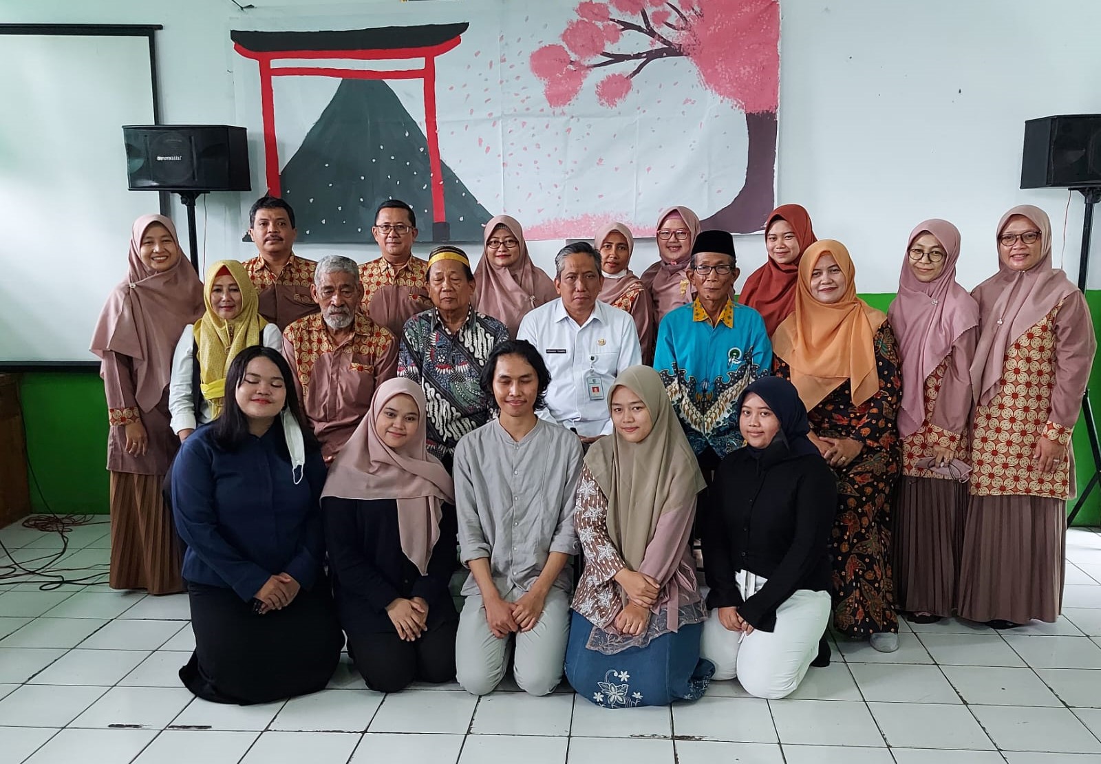 Alumni SMK Sari Farma ke jepang 1