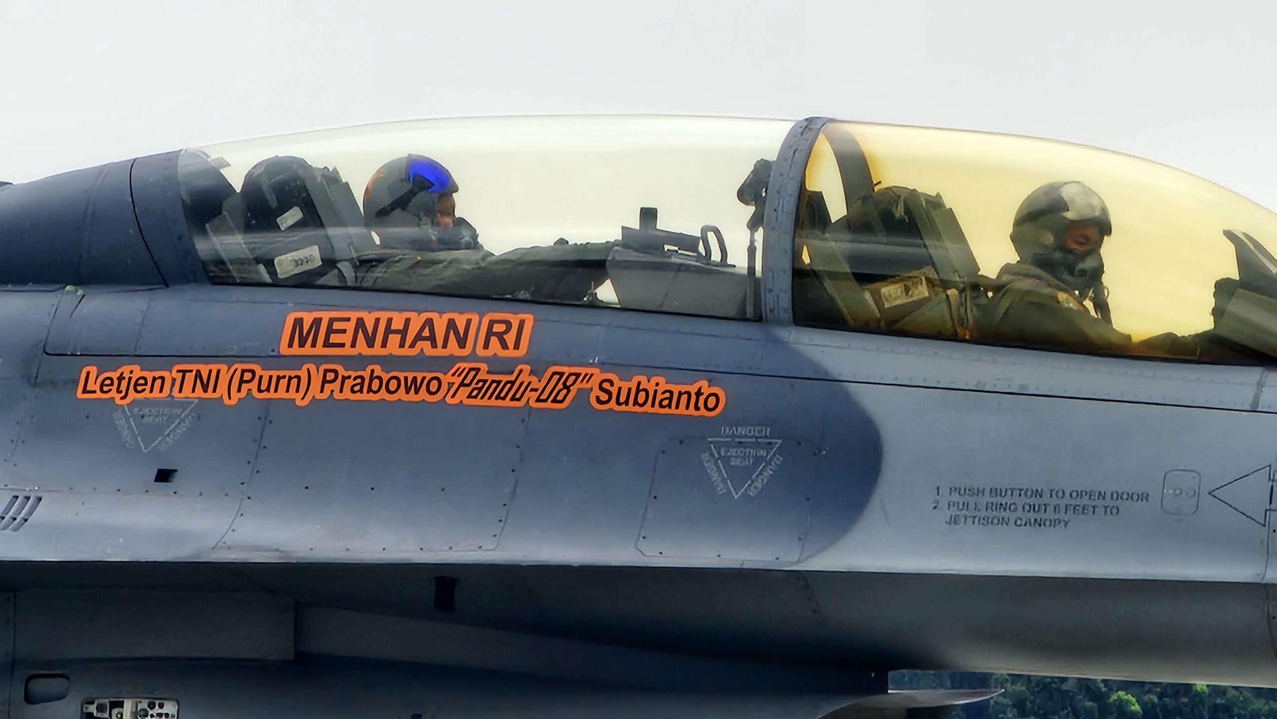 TNI AU