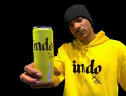 Rapper snoop dogg luncurkan produk kopi Indonesia di Amerika Serikat. (Istimewa/indonesiadaily.net)