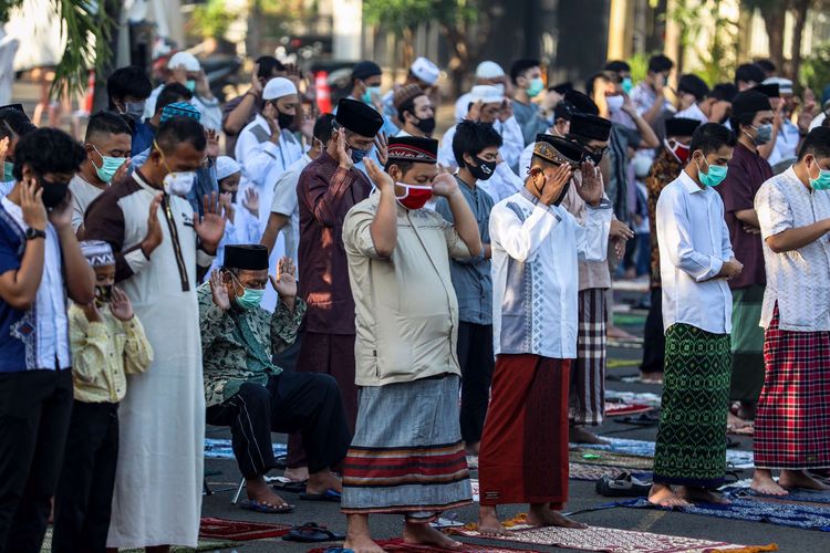 Ilustrasi muhammadiyah depok salat