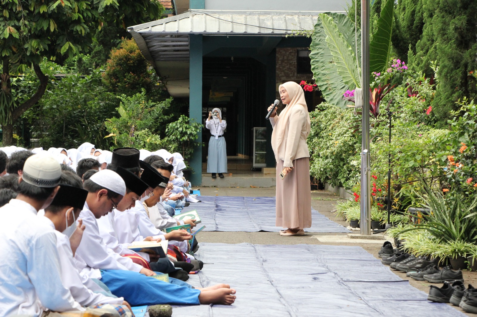 SMAN 3 Depok smartren 1