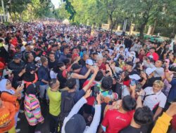 Ganjar Sapa Kader PDI Perjuangan di Bandunh