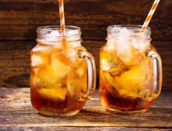 Es teh manis,salah satu minuman yang buat berat badan cepat naik.(istimewa/indonesiadaily.net)