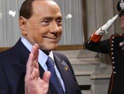 Silvio Berlusconi - Silvio Berlusconi
