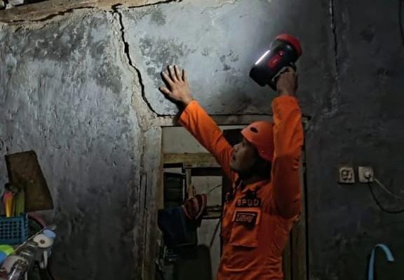 Terdampak Gempa Cianjur, Rumah Warga Megamendung Bogor Rusak