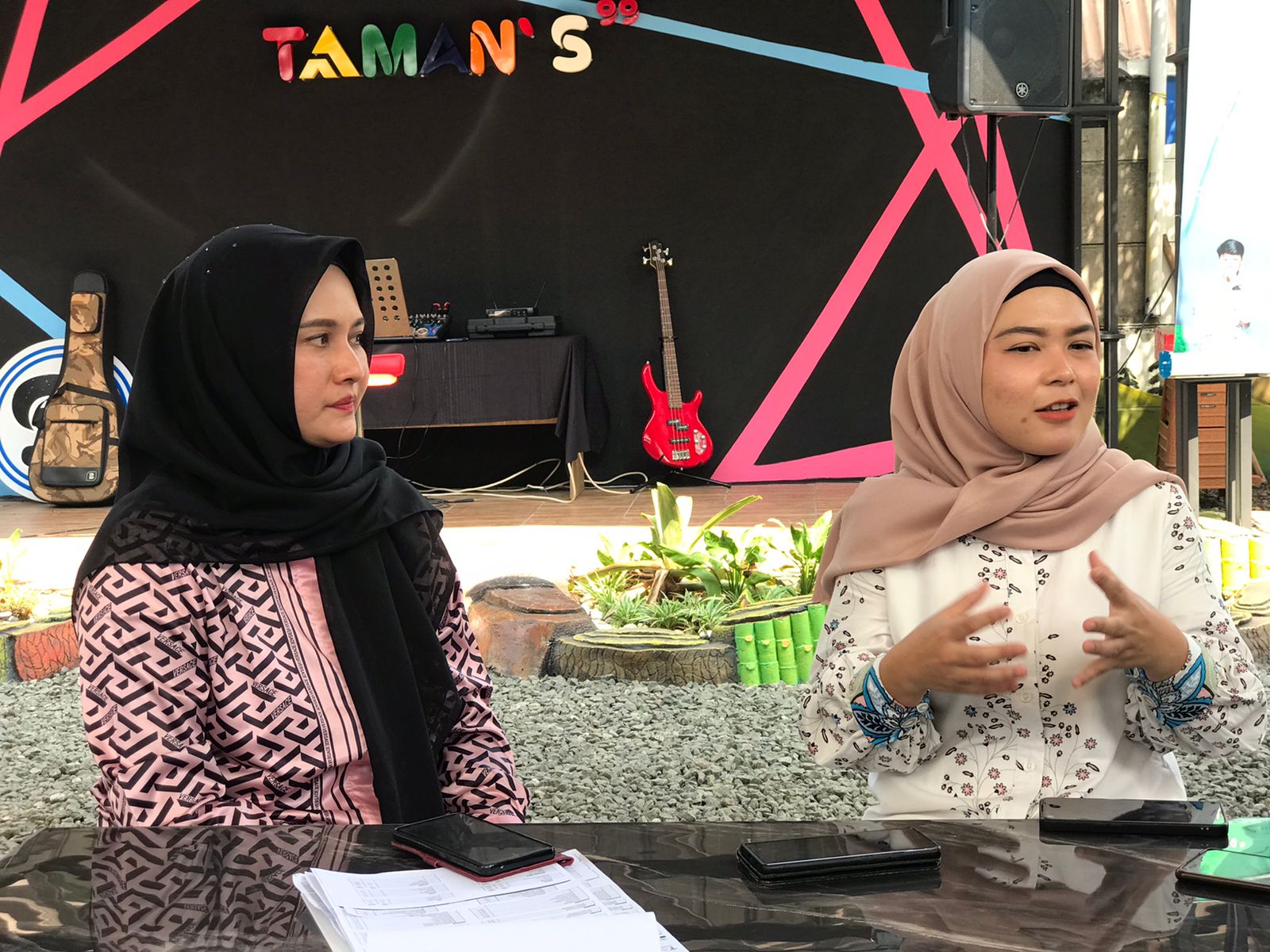 owner tempat nongkrong di Bogor, aman’S 99 Fatasya Nafsa dan Yeni Fonda.