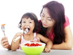 Menjaga kesehatan anak.(istimewa/indonesiadaily.net)