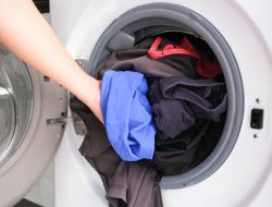 Penyebab pakaian bau setelah dicuci.(istimewa/indonesiadaily.net)