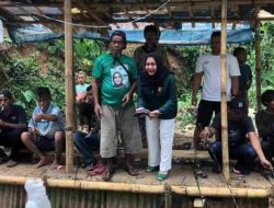 Caleg DPRD Kota Bogor, Dapil V Kota Bogor, Yasmin Sanad mancing bersama warga Bogor Utara.(istimewa/indonesiadaily.net)