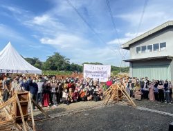 PT. Triton Manufactures melakukan seremonial peletakkan batu pertama (Ground Breaking) Pengembangan Fasilitas Produksi Tahap IV. (Istimewa) PT. Triton Manufactures melakukan seremonial peletakkan batu pertama (Ground Breaking) Pengembangan Fasilitas Produksi Tahap IV. (Istimewa)