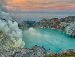 Kawah Ijen akan ditutup sementara.(istimewa/indonesiadaily.net)