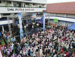 pee wee gaskin dan idgitaf di SMK Putra Bangsa 1