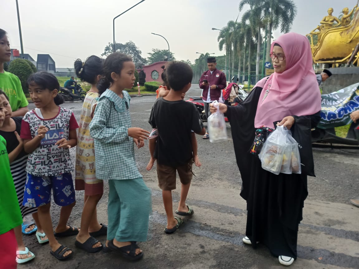 KKG PAI Sawangan bagi takjil 3