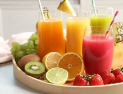 Jus buah salah satu minuman menyegarkan dan menyehatkan saat buka puasa.(istimewa/indonesiadaily.net)