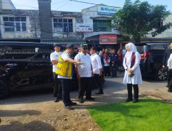 Menteri PUPR Basuki Hadimuljono bersama Menparkeraf Sandiaga Uno, Mentri PAN RB Abdullah Azwar Anas dan Bupati Banyuwangi Ipuk Fiestiandani saat meninjau Pasar Banyuwangi. (Irham/Indonesiadaily.net)