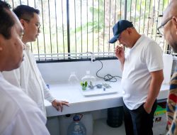 MenkopUKM, Teten Masduki, usai mengunjungi Sentra Produksi Kratom milik Koperasi Produsen Anugerah Bumi Hijau (Koprabuh) cabang Kalimantan Timur.(istimewa/indonesiadaily.net)