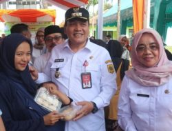 Pj-Bupati-Bogor-Kunjungi-Gerakan-Pangan-Murah-di-Rumpin