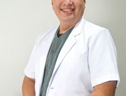 Dokter Spesialis Bedah Plastik Rekonstruksi & Estetik dari Rumah Sakit Murni Teguh Ciledug, dr. Benny Muliawan, Sp.B.P.R.E.(istimewa/indonesiadaily.net)